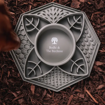 Bodhi & The Birchtree Mandala Slow Feeder (Olive)