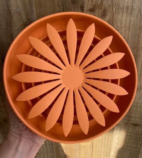 Flower Slow Feeder (Tangerine)